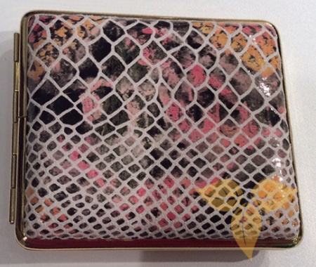 Портсигар STOLL 520GL43, 85мм, под кожу змеи, золотой, для 18 сиг фото